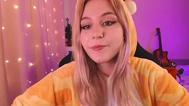 Check-out your craziest wishes with our pick of gaming cams models, featuring big knockers, round tails and tight twats.