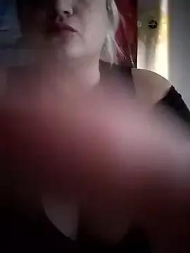 DianaCream from StripChat is Freechat