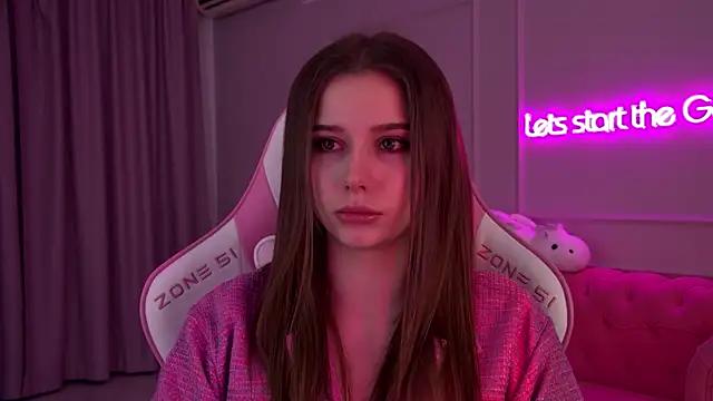 Check-out your craziest wishes with our pick of gaming cams models, featuring big knockers, round tails and tight twats.
