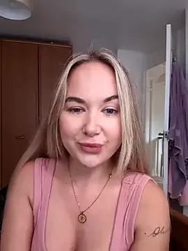DiorDolly from StripChat is Freechat