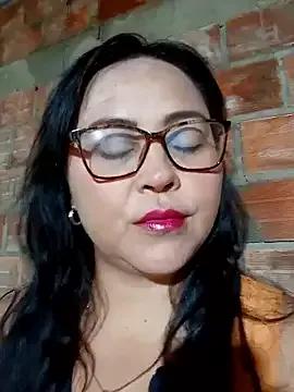 Dirty-Momm-Divorced-Hot from StripChat is Freechat