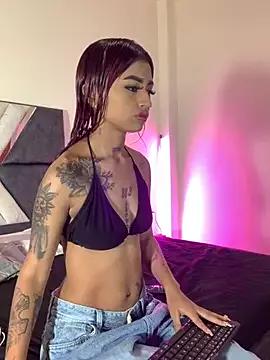 Check-out your craziest wishes with our pick of gaming cams models, featuring big knockers, round tails and tight twats.