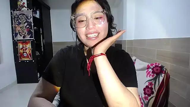 Dirtydreams1 from StripChat is Freechat