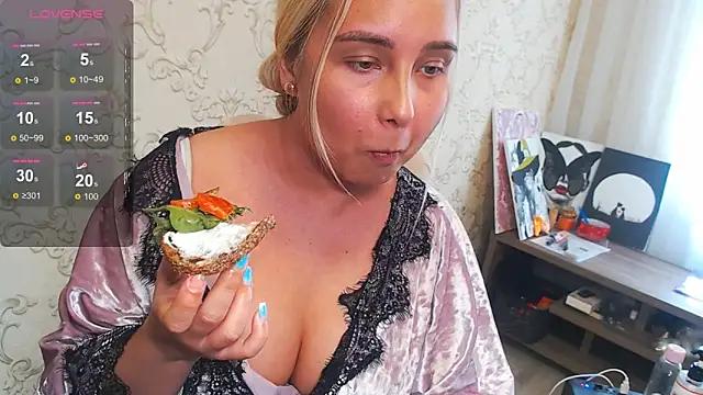 DolphinDreams from StripChat is Freechat