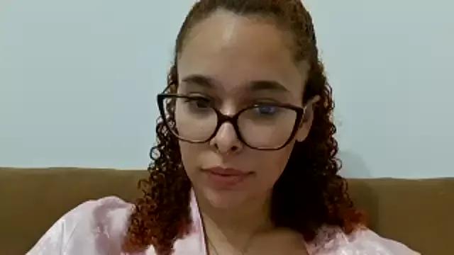 dominamoon_ from StripChat is Freechat