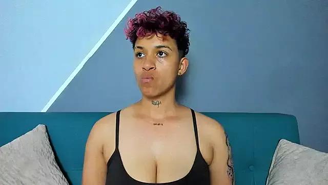 Dominick_jones from StripChat is Freechat