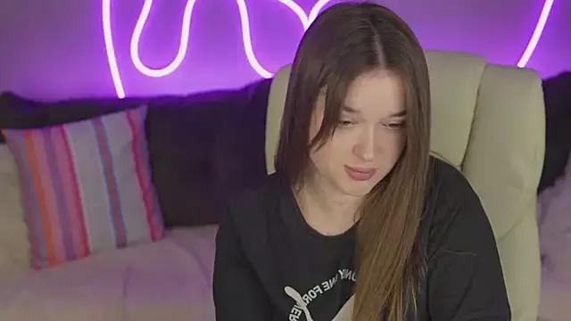 Check-out your craziest wishes with our pick of gaming cams models, featuring big knockers, round tails and tight twats.