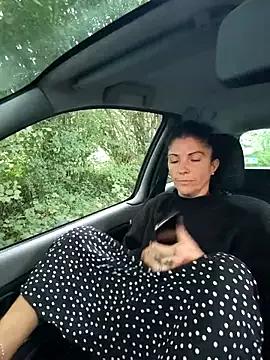 Dreamlove1 from StripChat is Freechat