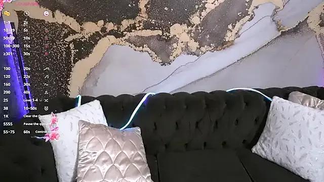 Dreamy_devilL from StripChat is Freechat