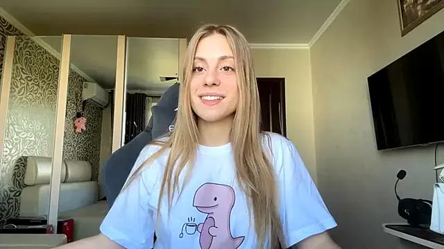 DreamyOlivia from StripChat is Freechat