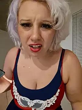 DROPPEDEADDAISY from StripChat is Freechat