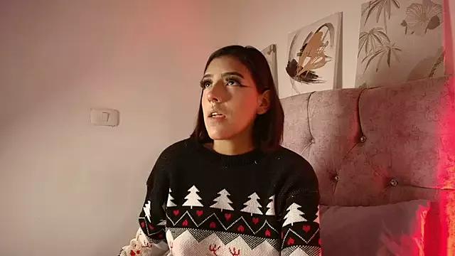 Dulce_Bella_ from StripChat is Freechat