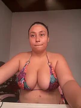 Check-out your craziest wishes with our pick of gaming cams models, featuring big knockers, round tails and tight twats.