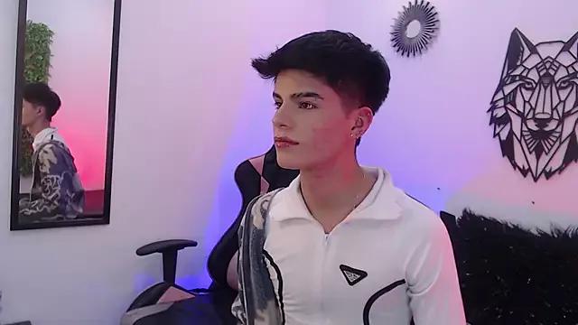 Dulcey_ from StripChat is Freechat