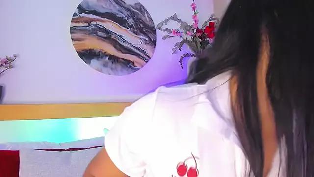 DyannaBloom from StripChat is Freechat
