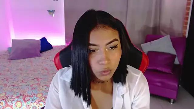 Check-out your craziest wishes with our pick of gaming cams models, featuring big knockers, round tails and tight twats.