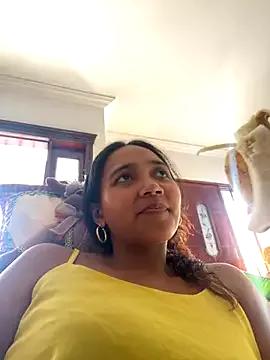 effie_castroo from StripChat is Freechat