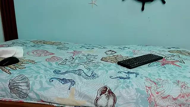 eladyrous98 from StripChat is Freechat