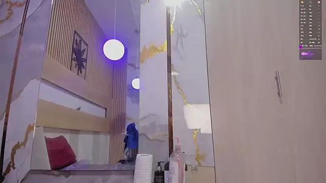 Photos of Elif_blond from StripChat is Freechat