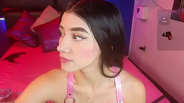 Check-out your craziest wishes with our pick of gaming cams models, featuring big knockers, round tails and tight twats.