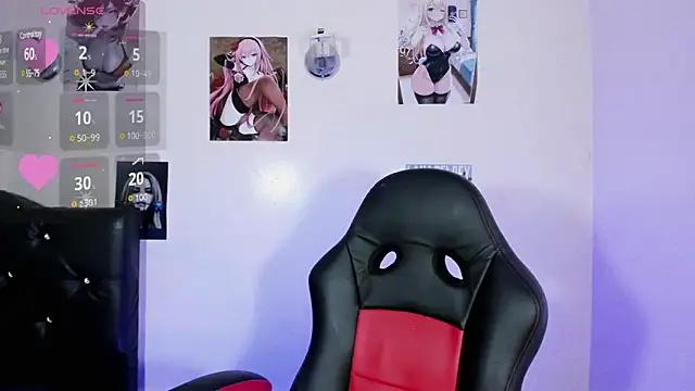 Check-out your craziest wishes with our pick of gaming cams models, featuring big knockers, round tails and tight twats.