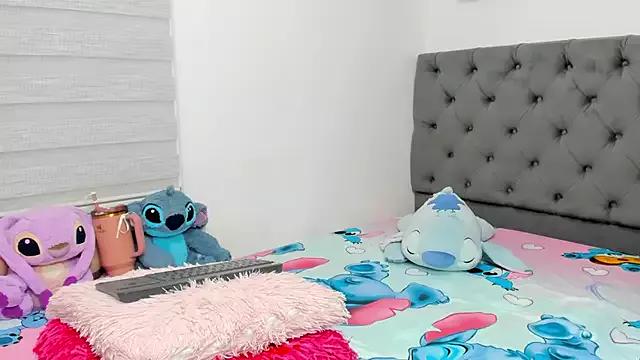 Check-out your craziest wishes with our pick of gaming cams models, featuring big knockers, round tails and tight twats.