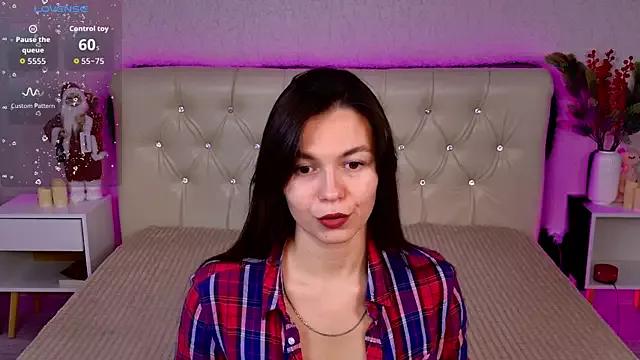 EllaCanny from StripChat is Freechat