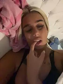 EllieMaeBaby from StripChat is Freechat
