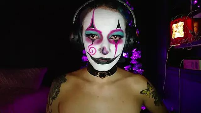 Check-out your craziest wishes with our pick of gaming cams models, featuring big knockers, round tails and tight twats.