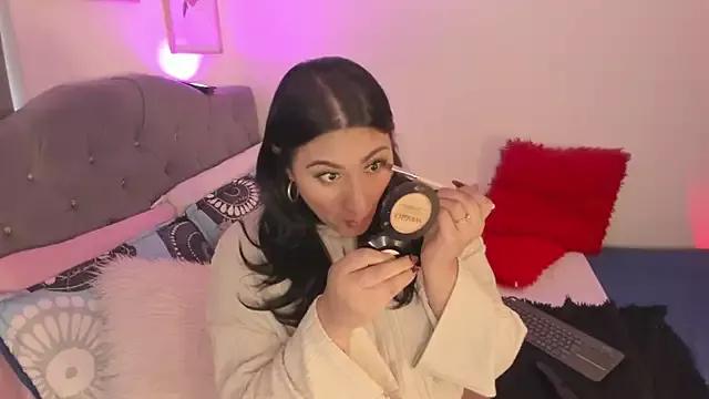 Check-out your craziest wishes with our pick of gaming cams models, featuring big knockers, round tails and tight twats.