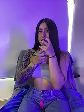 Check-out your craziest wishes with our pick of gaming cams models, featuring big knockers, round tails and tight twats.