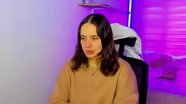 Emily_Lindey from StripChat is Freechat