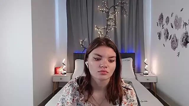 EmilyEight from StripChat is Freechat