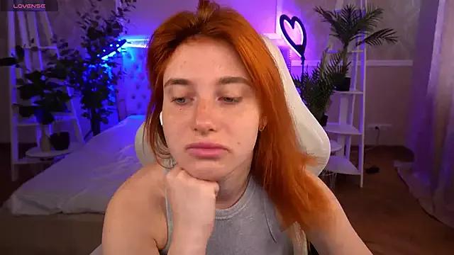Check-out your craziest wishes with our pick of gaming cams models, featuring big knockers, round tails and tight twats.