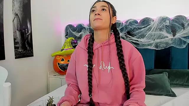 Check-out your craziest wishes with our pick of gaming cams models, featuring big knockers, round tails and tight twats.