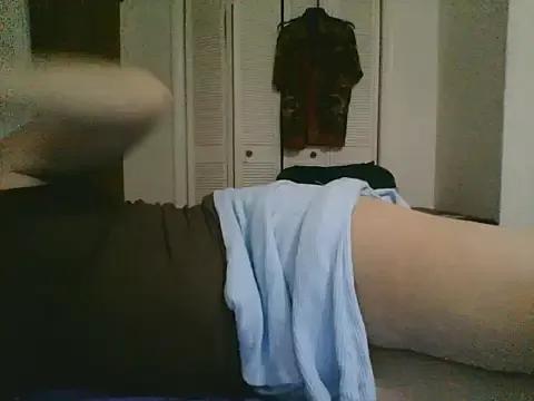 Emilylyn2501 from StripChat is Freechat