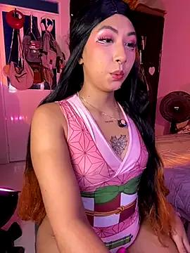 Check-out your craziest wishes with our pick of gaming cams models, featuring big knockers, round tails and tight twats.