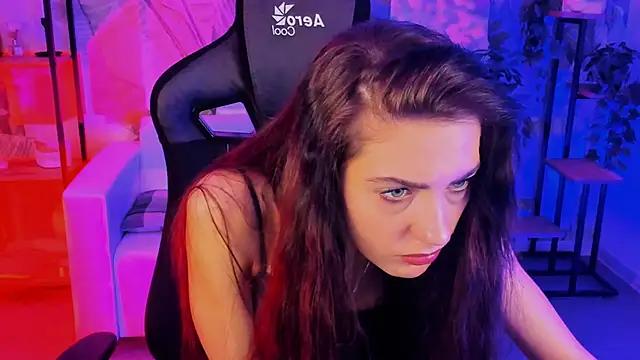 Check-out your craziest wishes with our pick of gaming cams models, featuring big knockers, round tails and tight twats.