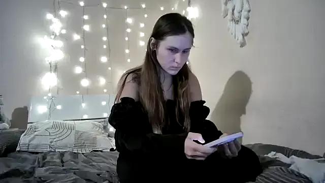 Emma_just from StripChat is Freechat