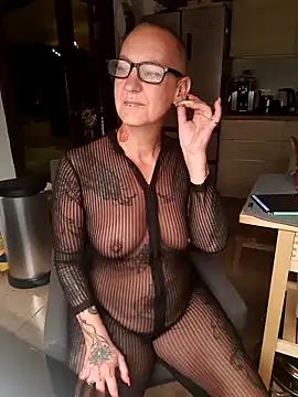 Emma_Milf25 from StripChat