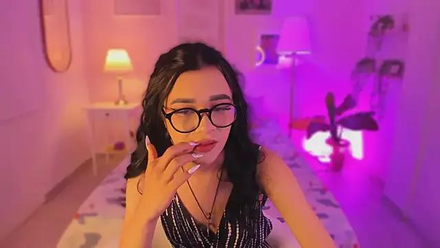 emma_soul1 from StripChat is Freechat