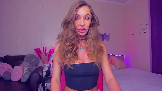 Check-out your craziest wishes with our pick of gaming cams models, featuring big knockers, round tails and tight twats.