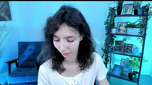 EmmanuellBrown from StripChat is Freechat