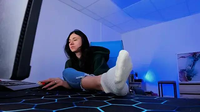 Check-out your craziest wishes with our pick of gaming cams models, featuring big knockers, round tails and tight twats.