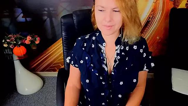 Check-out your craziest wishes with our pick of gaming cams models, featuring big knockers, round tails and tight twats.