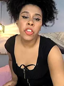 EmmilyBrant from StripChat is Freechat
