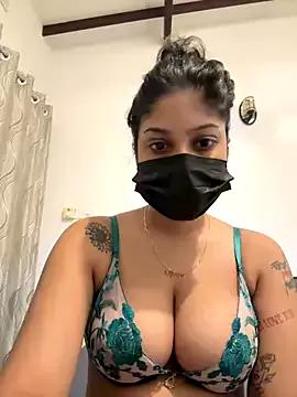 Emminemjemmy from StripChat is Freechat