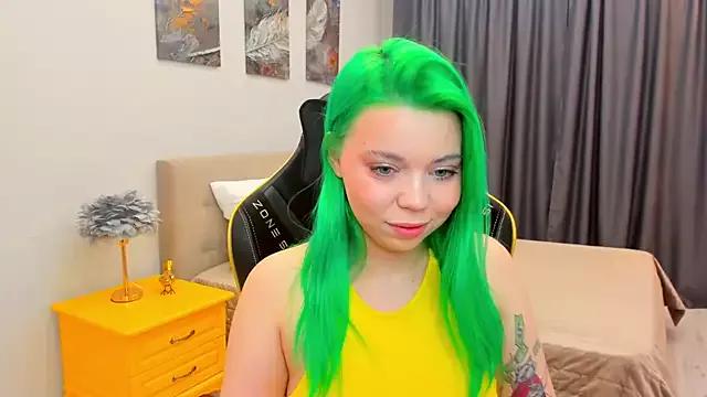 Check-out your craziest wishes with our pick of gaming cams models, featuring big knockers, round tails and tight twats.