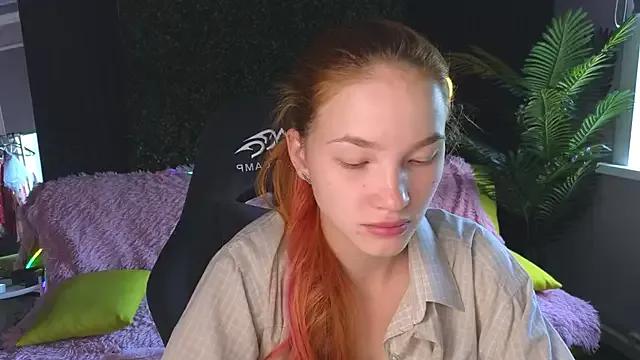 Check-out your craziest wishes with our pick of gaming cams models, featuring big knockers, round tails and tight twats.