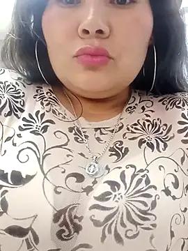 ErikaSAnder from StripChat is Freechat